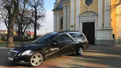 Usługi Pogrzebowe i Kremacyjne